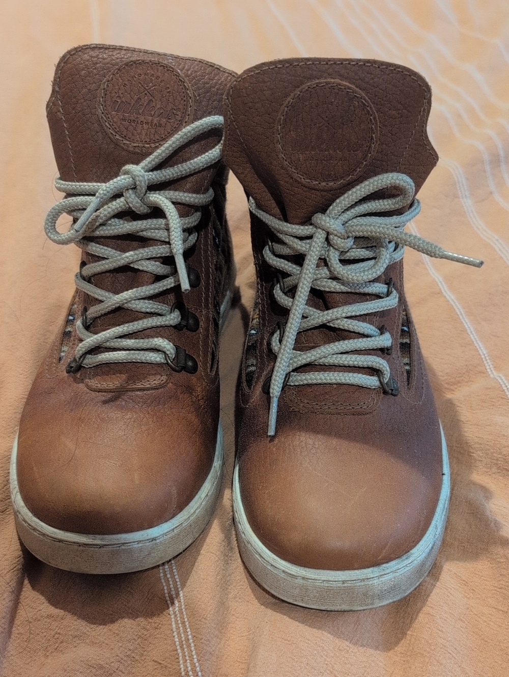 inkkas Brown Leather Kids High-Top Boots with Light Gray Laces